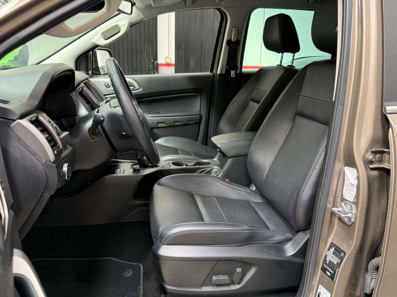 Ford Ranger 2.0 ECOBLUE aut. 213 CV DC Limited 5 posti