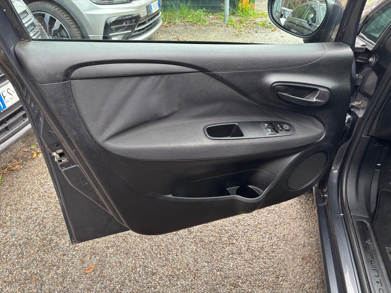 Fiat Punto Evo 1.3 Mjt 75 CV 5 porte Dynamic ok Neopatentati