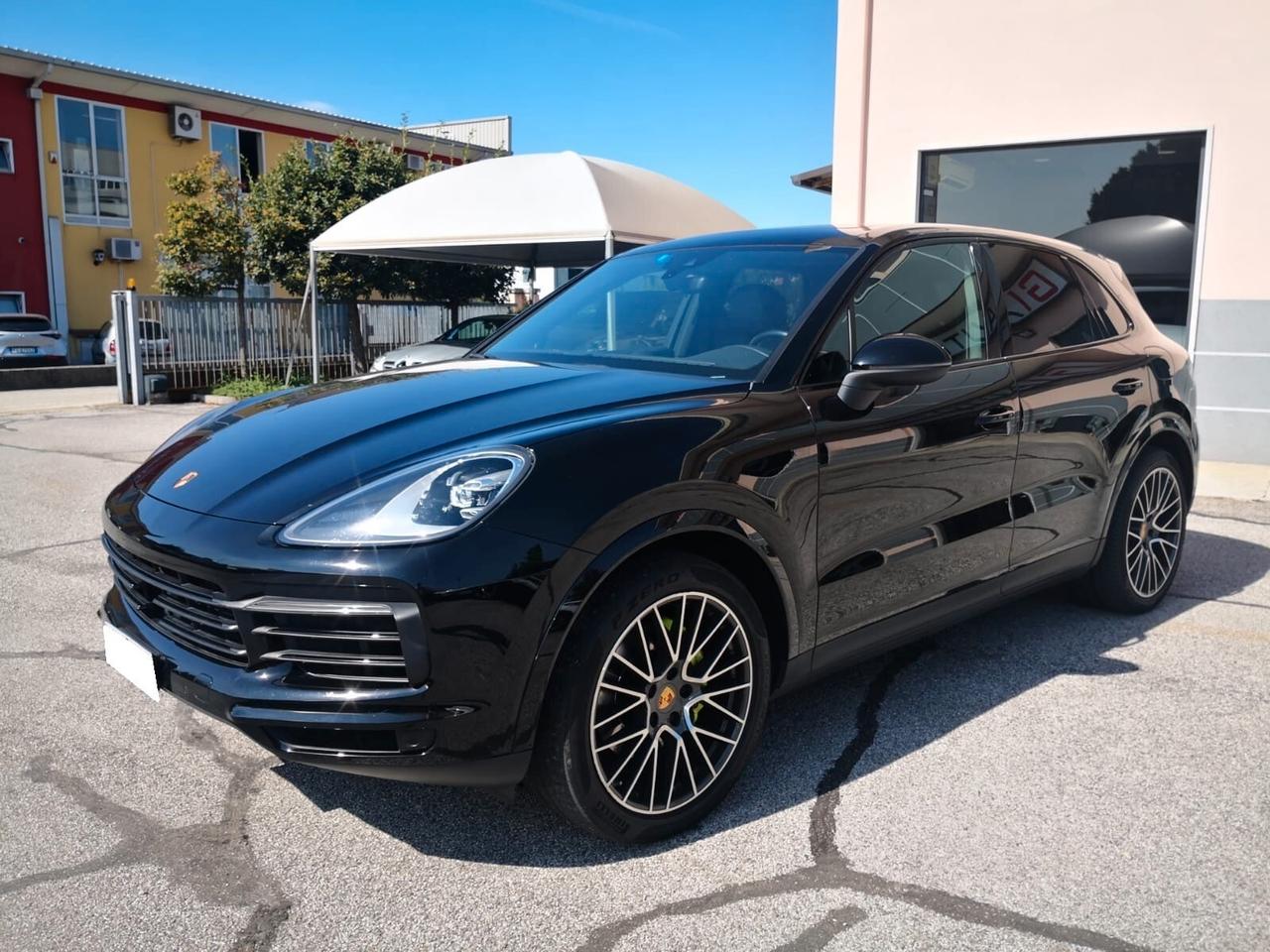 Porsche Cayenne 3.0 V6 E-Hybrid ***CONTOVENDITA - SU APPUNTAMENTO***
