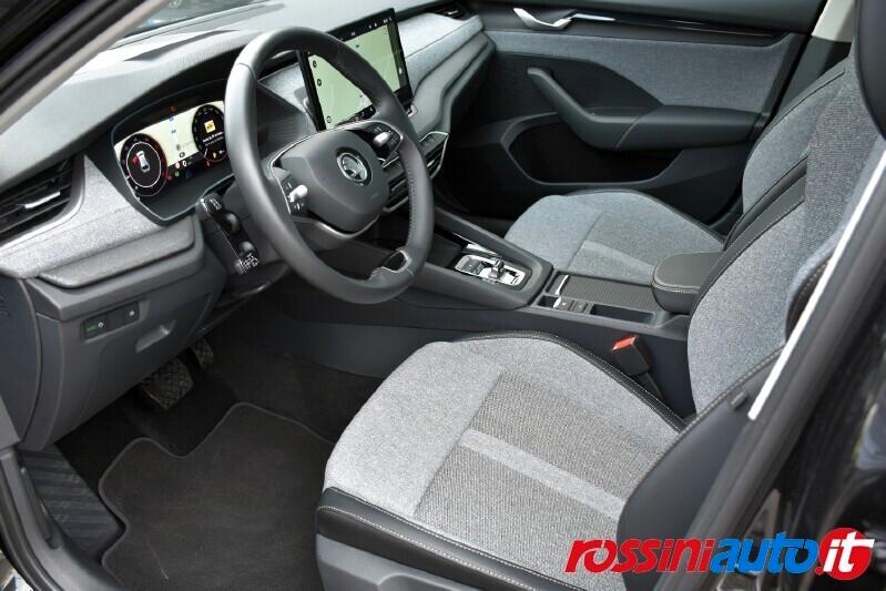 SKODA OCTAVIA WAGON 2.0 TDI 150 CV DSG SELECTION R18 + REARVIEW