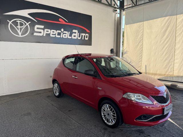 LANCIA Ypsilon 1.2 69 CV 5 porte Platinum