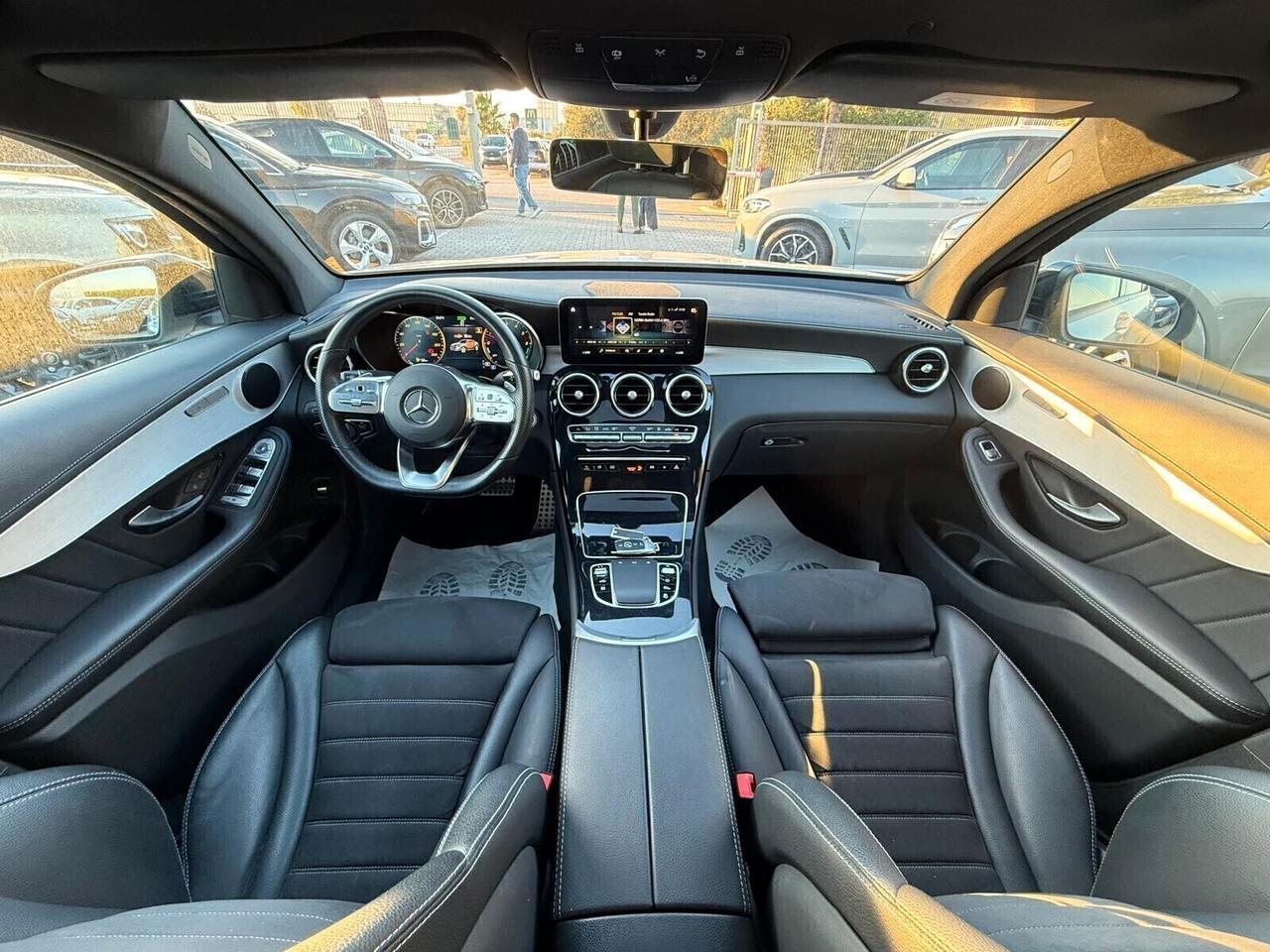 GLC Coupé 300 de 4Matic 306cv Premium AMG Tetto Pedane