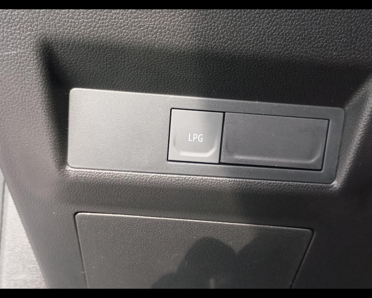 RENAULT Captur Eco-G 120 CV Techno GPL