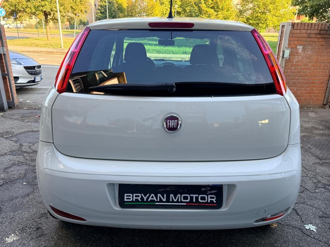 Fiat Punto 1.3 MJT II S&S 95 CV 5 porte Street
