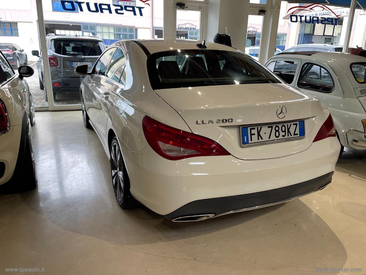 MERCEDES-BENZ CLA 200 Sport