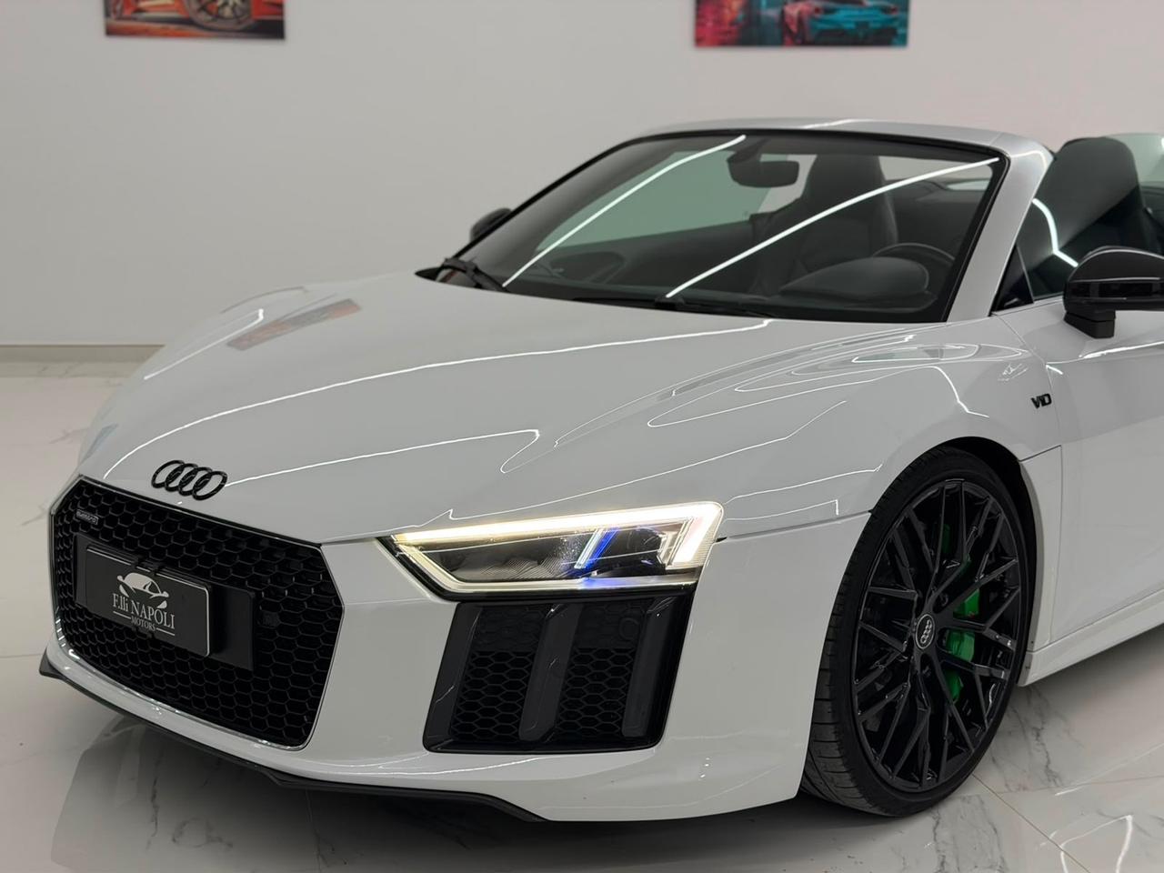 Audi R8 Spyder 5.2 FSI quattro S tronic
