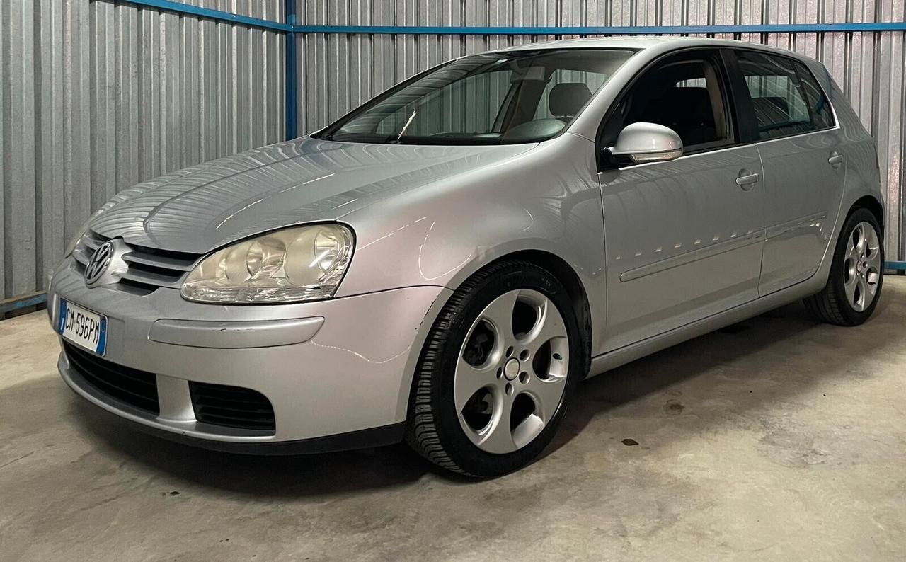 VOLKSWAGEN GOLF 2.0 SPORTLINE - NEOPATENTATI