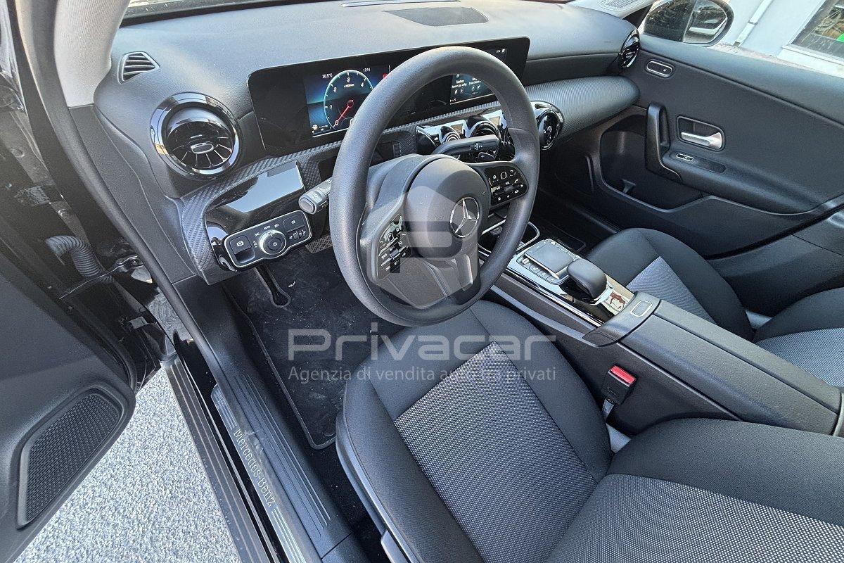 MERCEDES A 180 d Automatic Business