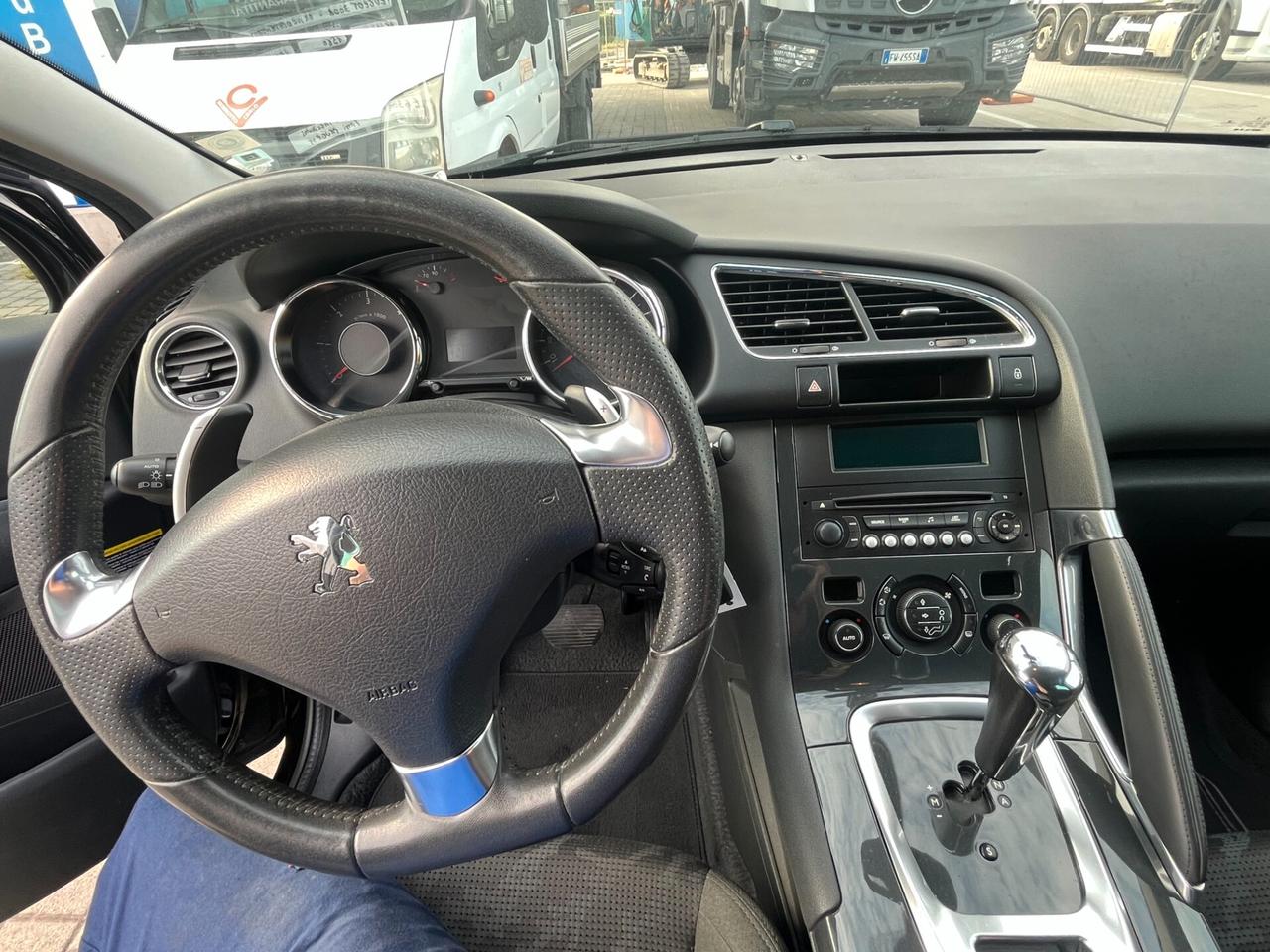 Peugeot 3008 1.6 e-HDi 115CV cambio robotizzato S.&S. Business