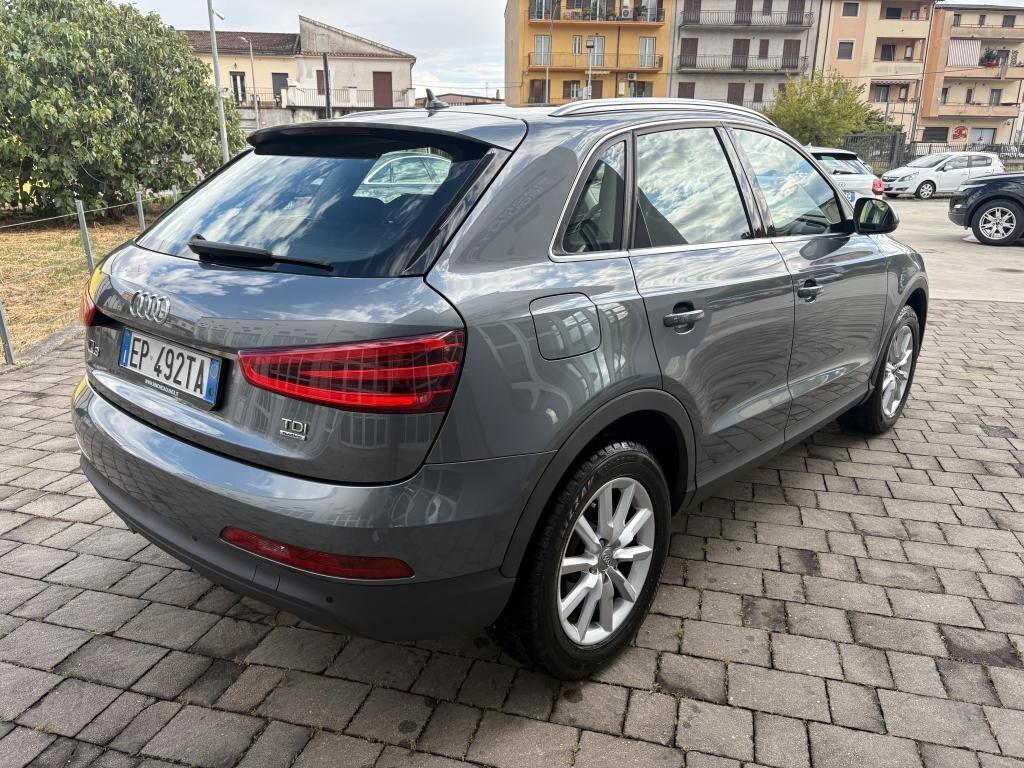 Audi Q3 2.0 TDI 177 CV quattro S tronic Business
