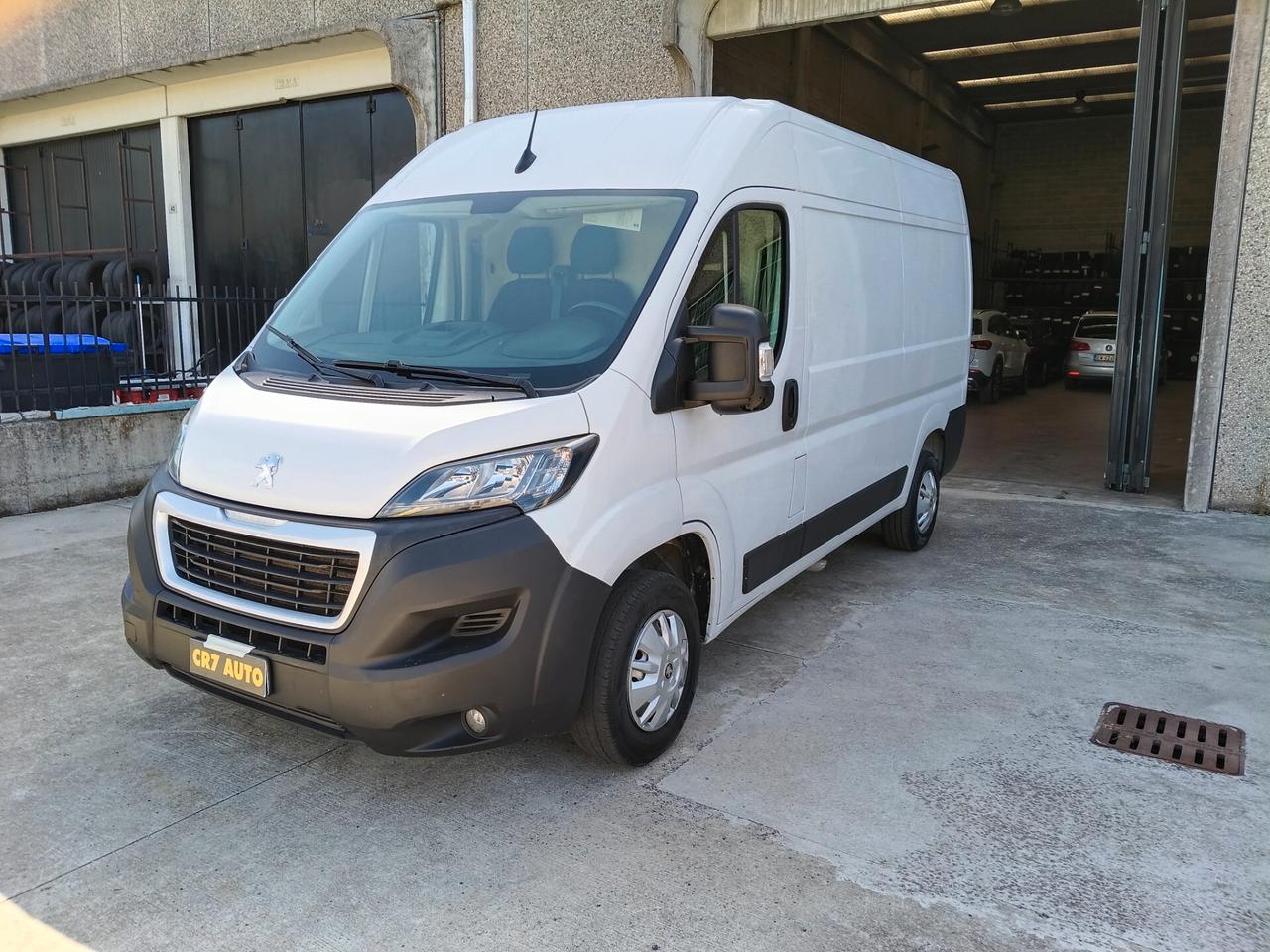 Peugeot Boxer 333 2.2 BlueHDi 140cv S&S Furgone