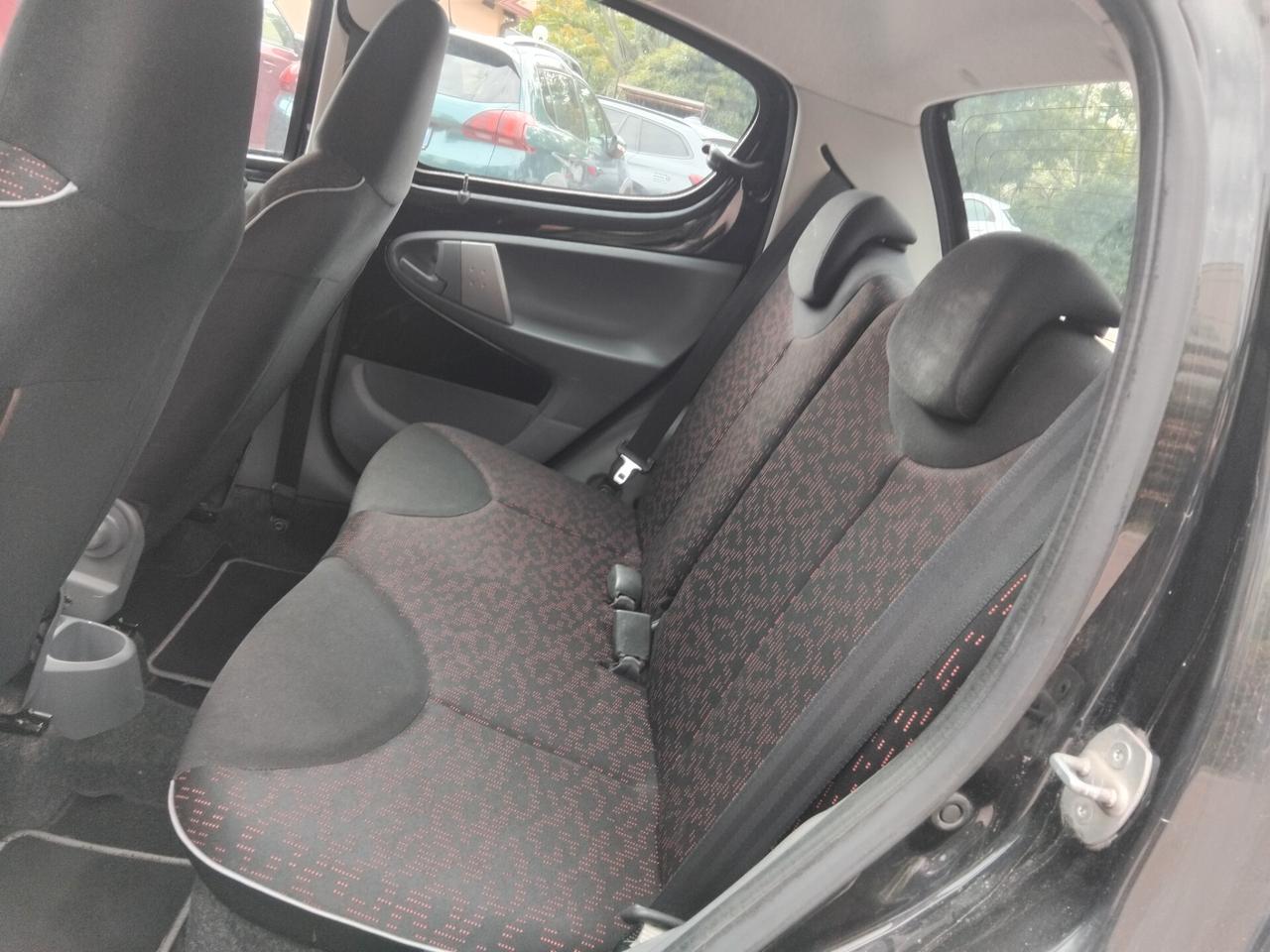 PEUGEOT 107 NAVY 1.0 ANNO 2012 GARANZIA 12 MESI