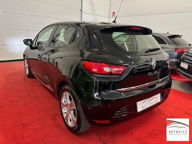 RENAULT - Clio 5p 1.2 Wave 75cv