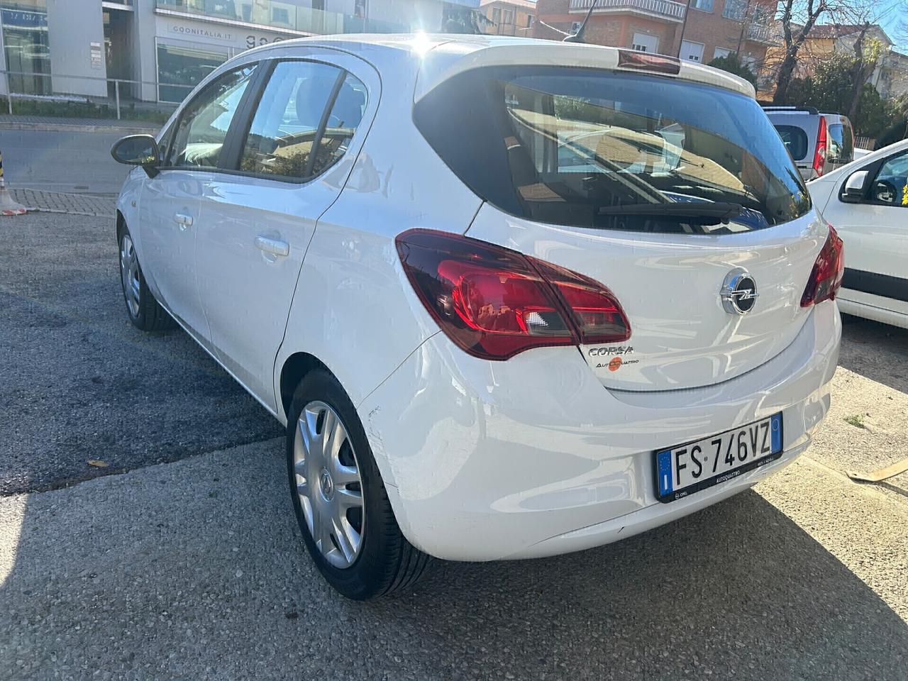 Opel Corsa 1.2 5 porte CON SOLI 64.000 KM Come Nuova