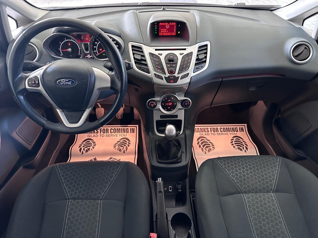 Ford Fiesta 1.2 Benzina 82 CV 5 porte Titanium Ok Neopatentati