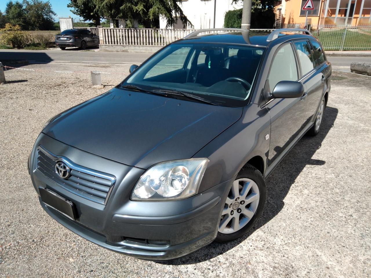 Toyota Avensis 2.0 D-4D 16V Station Wagon 6marce