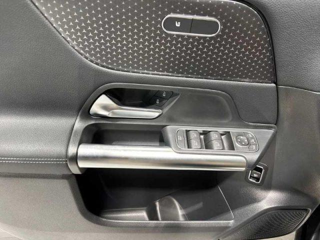 MERCEDES-BENZ GLA 200 d Automatic Progressive Advanced