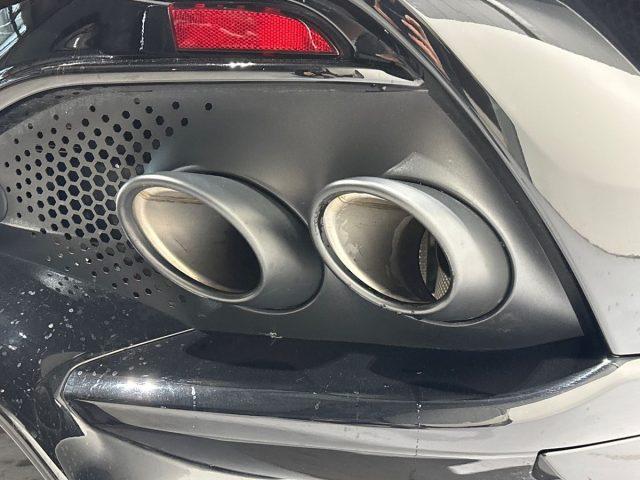 ASTON MARTIN DBX 707 4.0 Auto