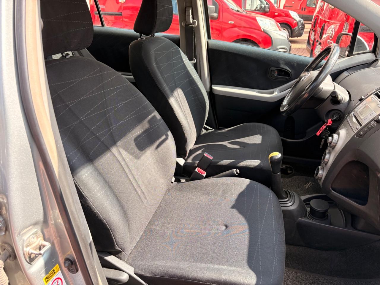 Toyota Yaris 1.3 5 porte - NEOPATENTATI