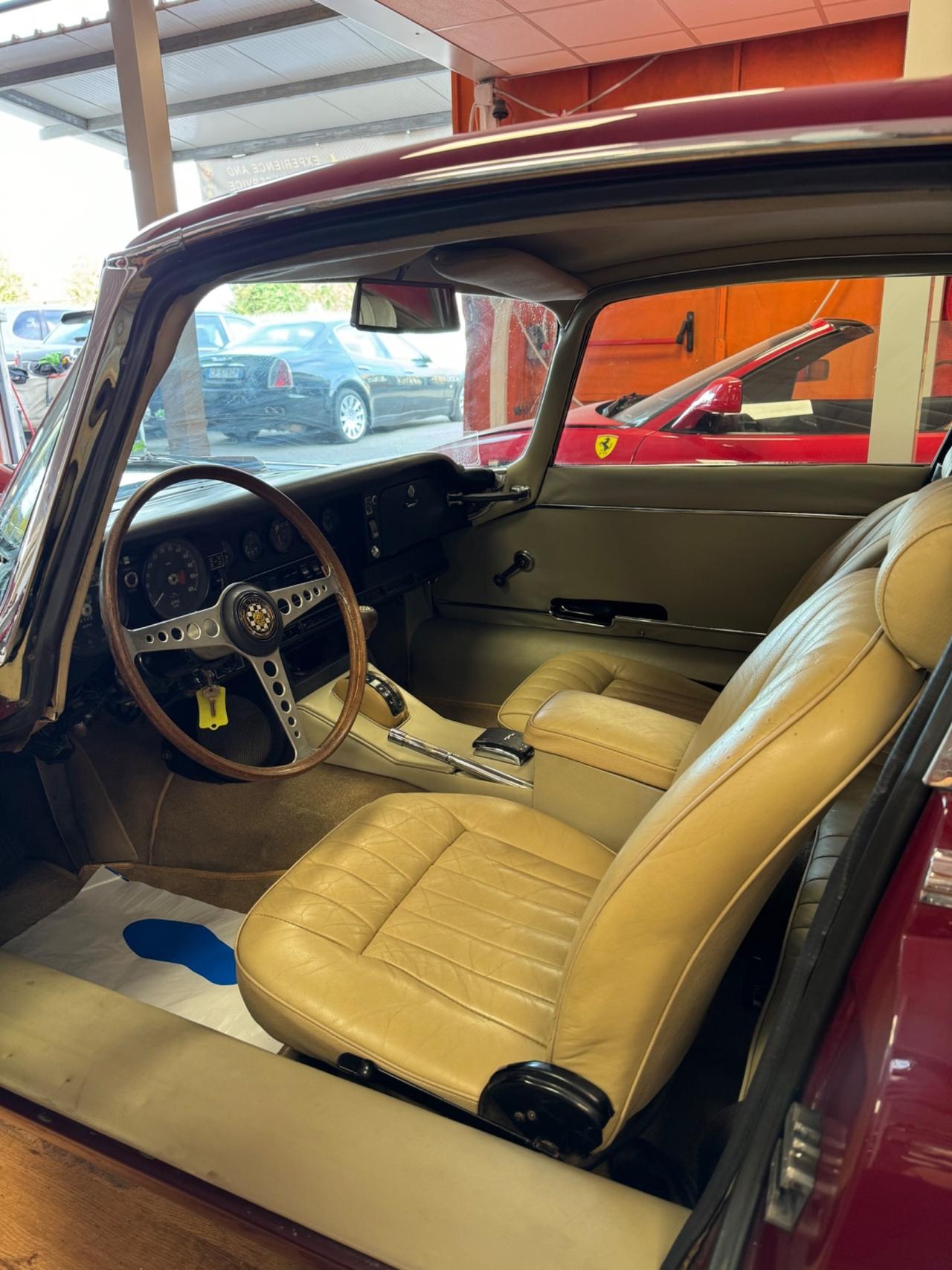 Jaguar E-Type 4.2 Coupe PERMUTE