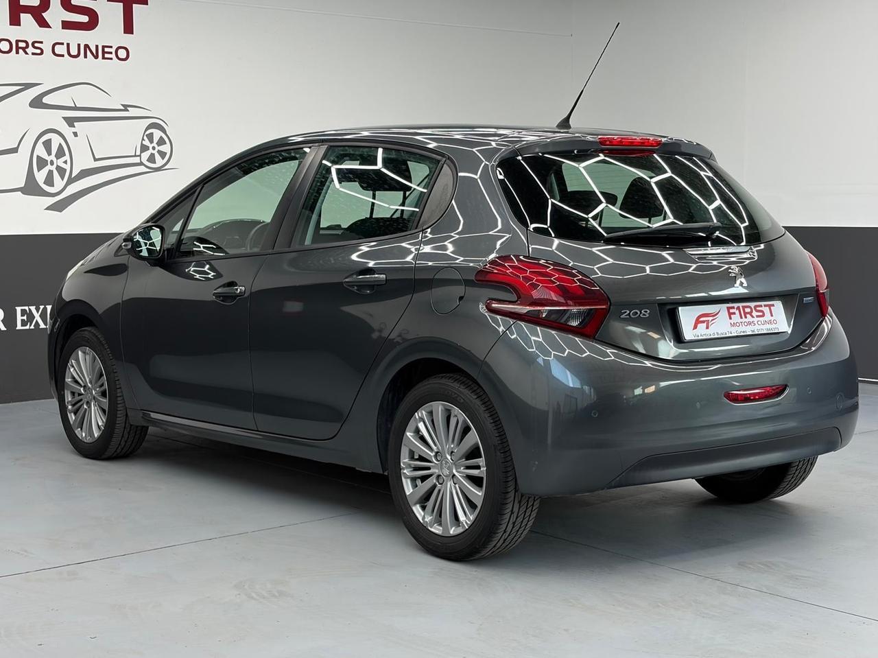 Peugeot 208 PureTech 82 5 porte Allure