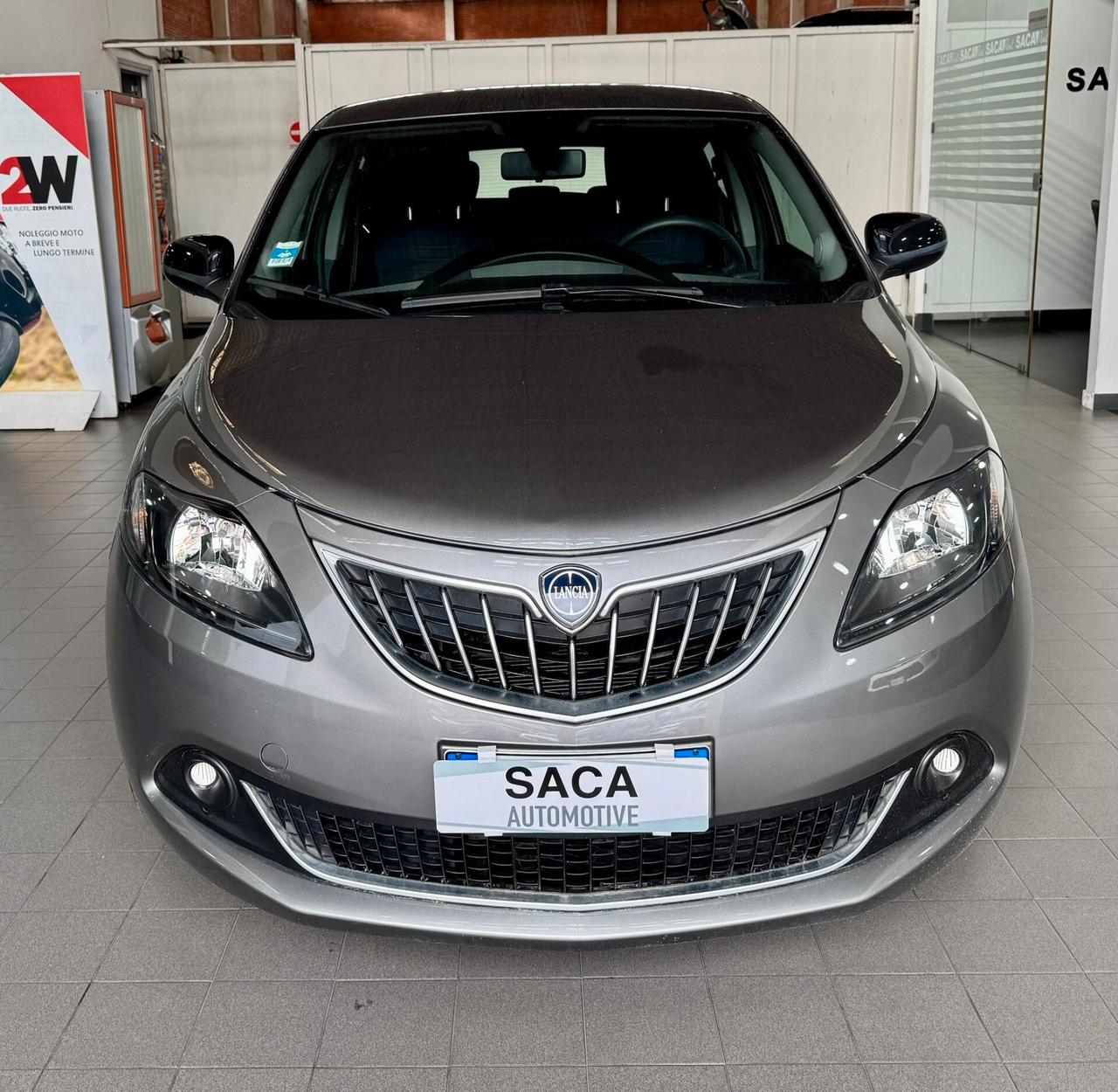 Lancia Ypsilon 1.0 Hybrid Platino -2024