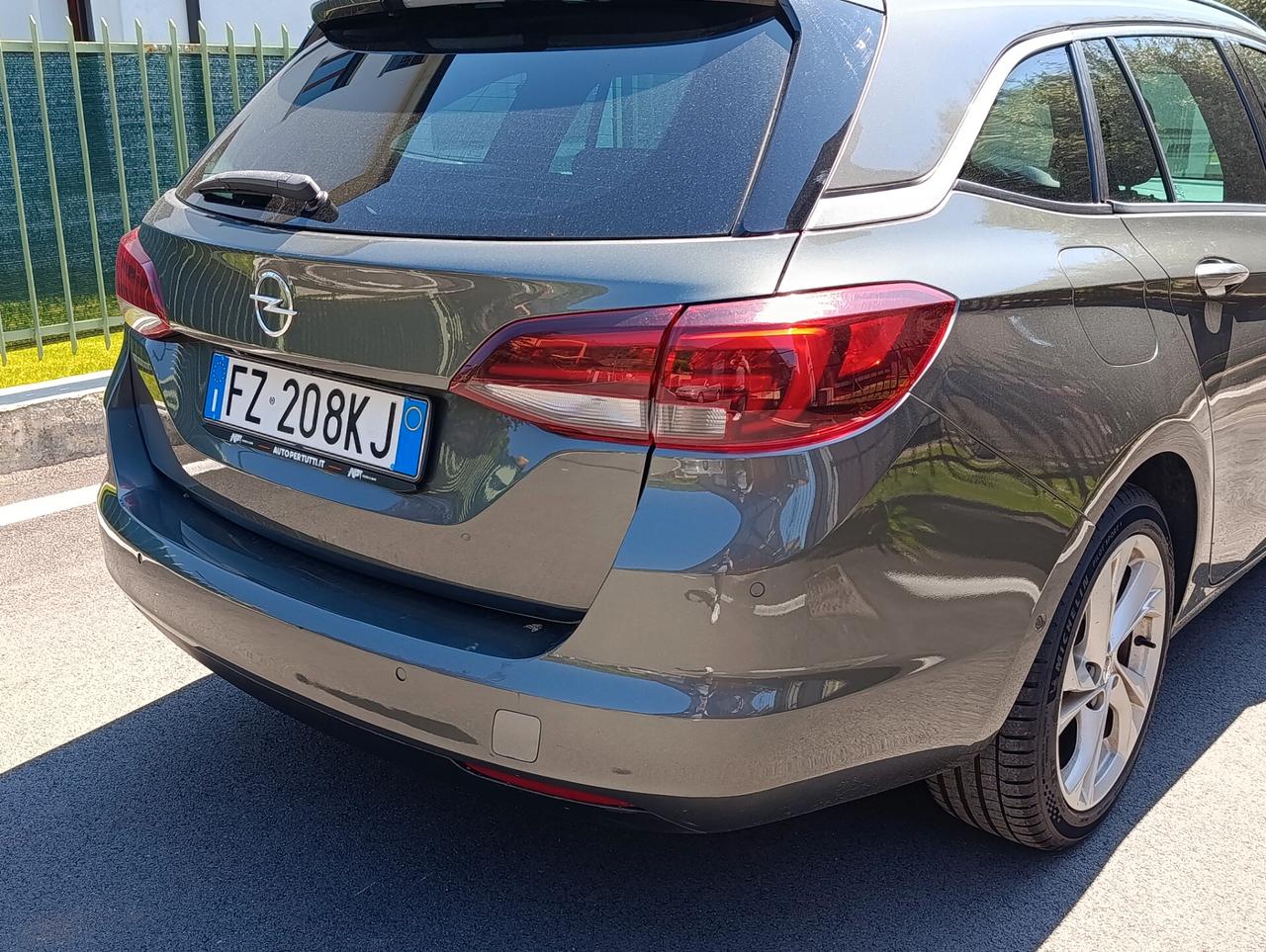 Opel Astra 1.5 CDTI 122 CV S&S Sports Tourer Ultimate