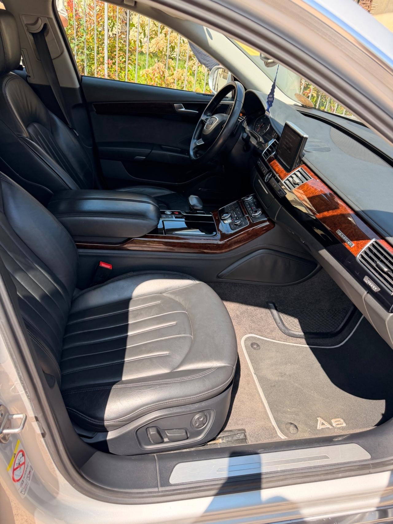 AUDI A8 4.2 V8 FSI quattro KM 113mila tetto frigo consolato ITA