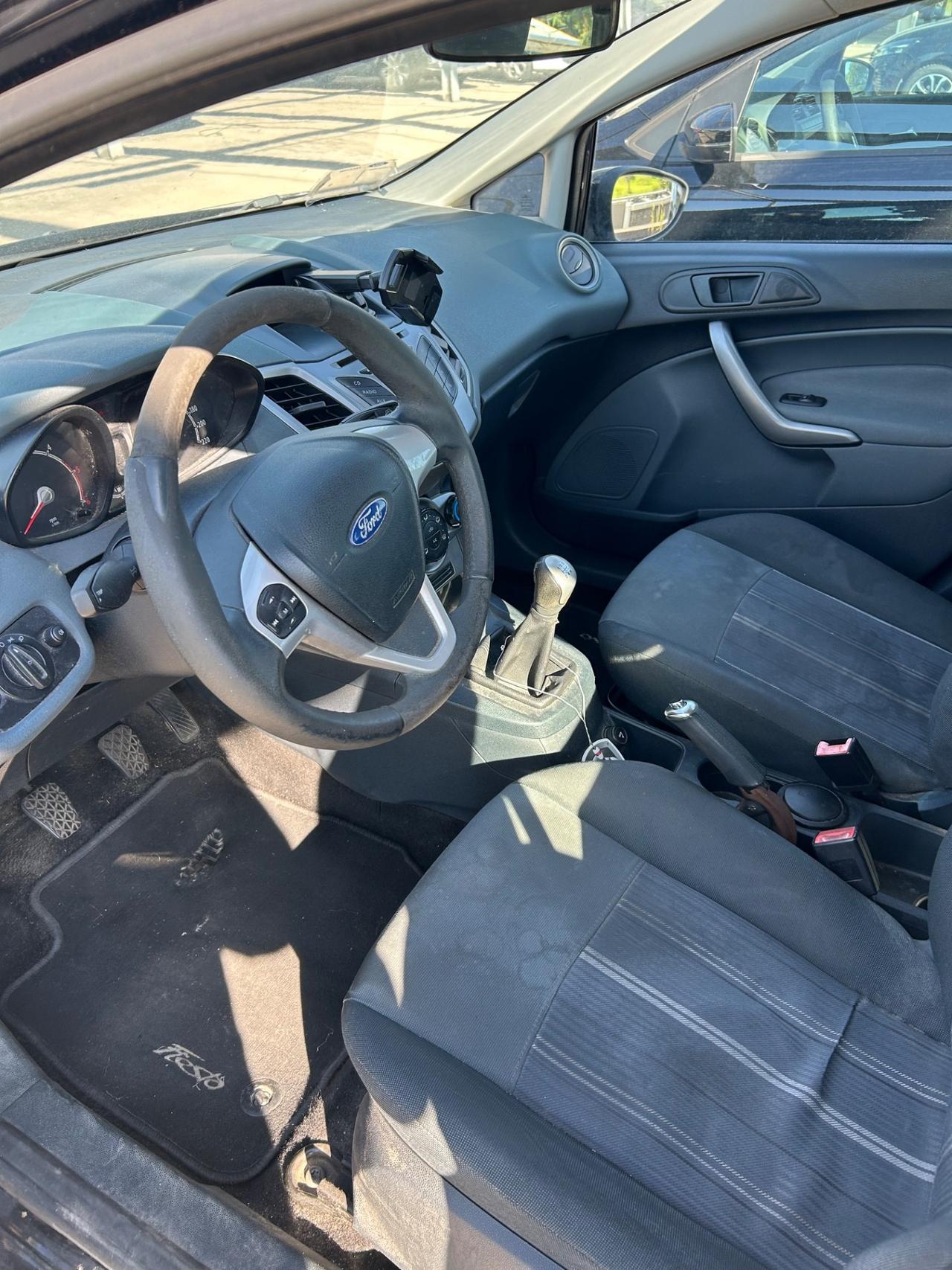 Ford Fiesta 1.4 TDCi 5p. Titanium