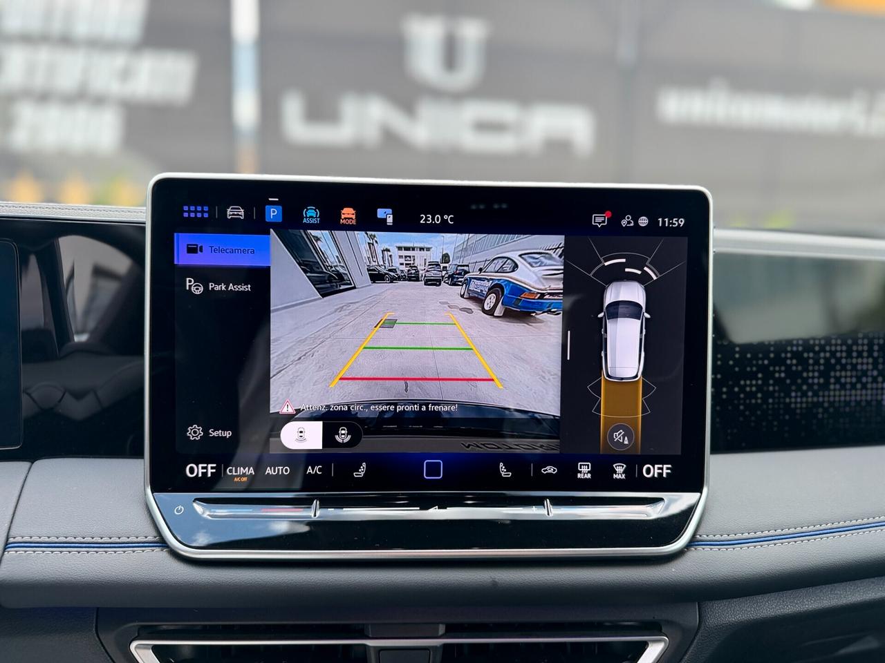 Volkswagen Tiguan 2.0 TDI 150 CV DSG R-Line UNICO PROPRIETARIO ITALIANA