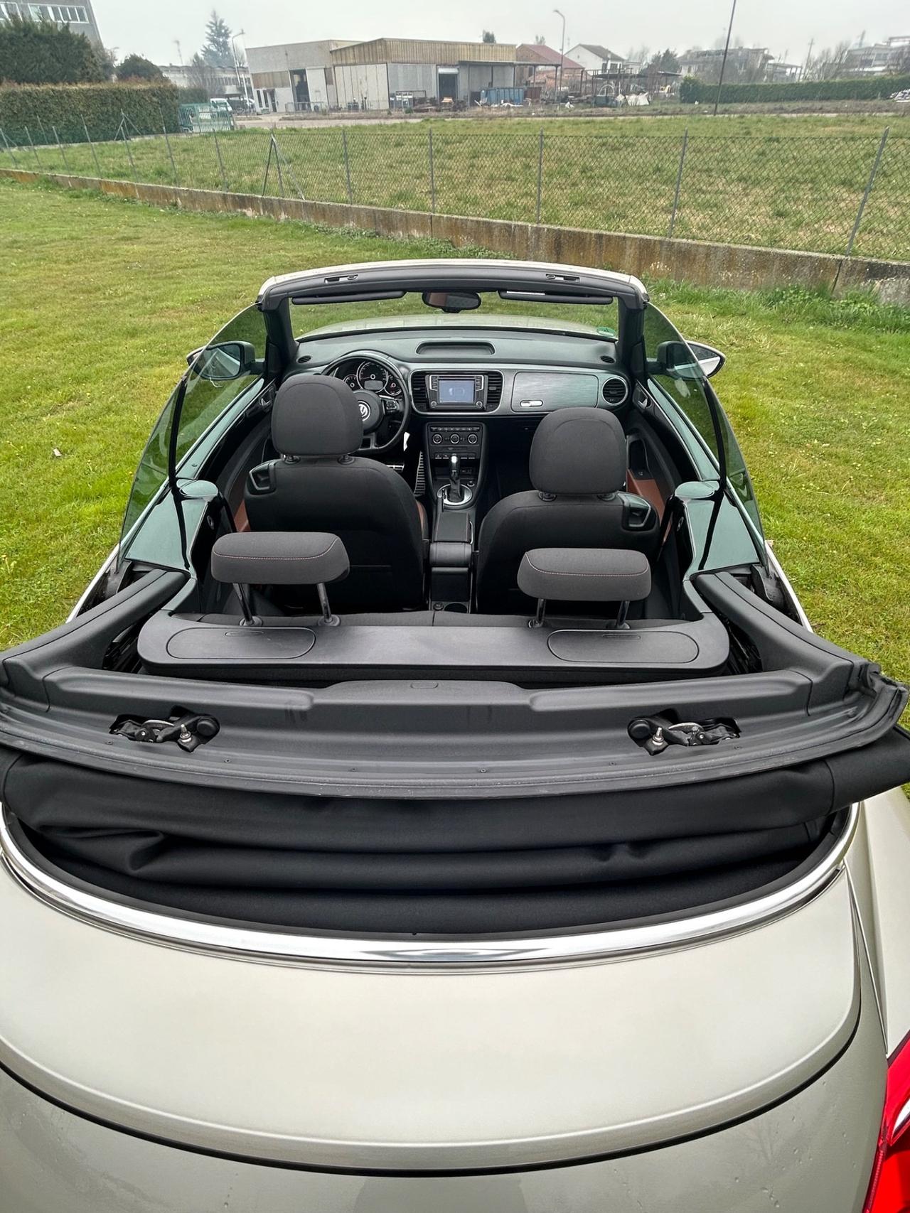 Volkswagen Maggiolino Cabrio 1.2 TSI Design BlueMotion Technology