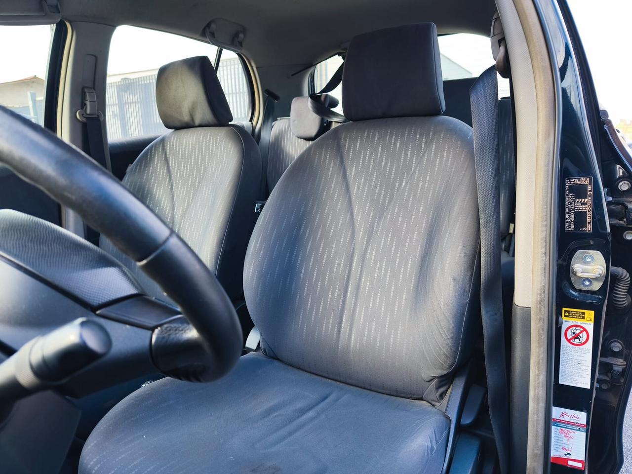 Toyota Yaris 1.3 5 porte