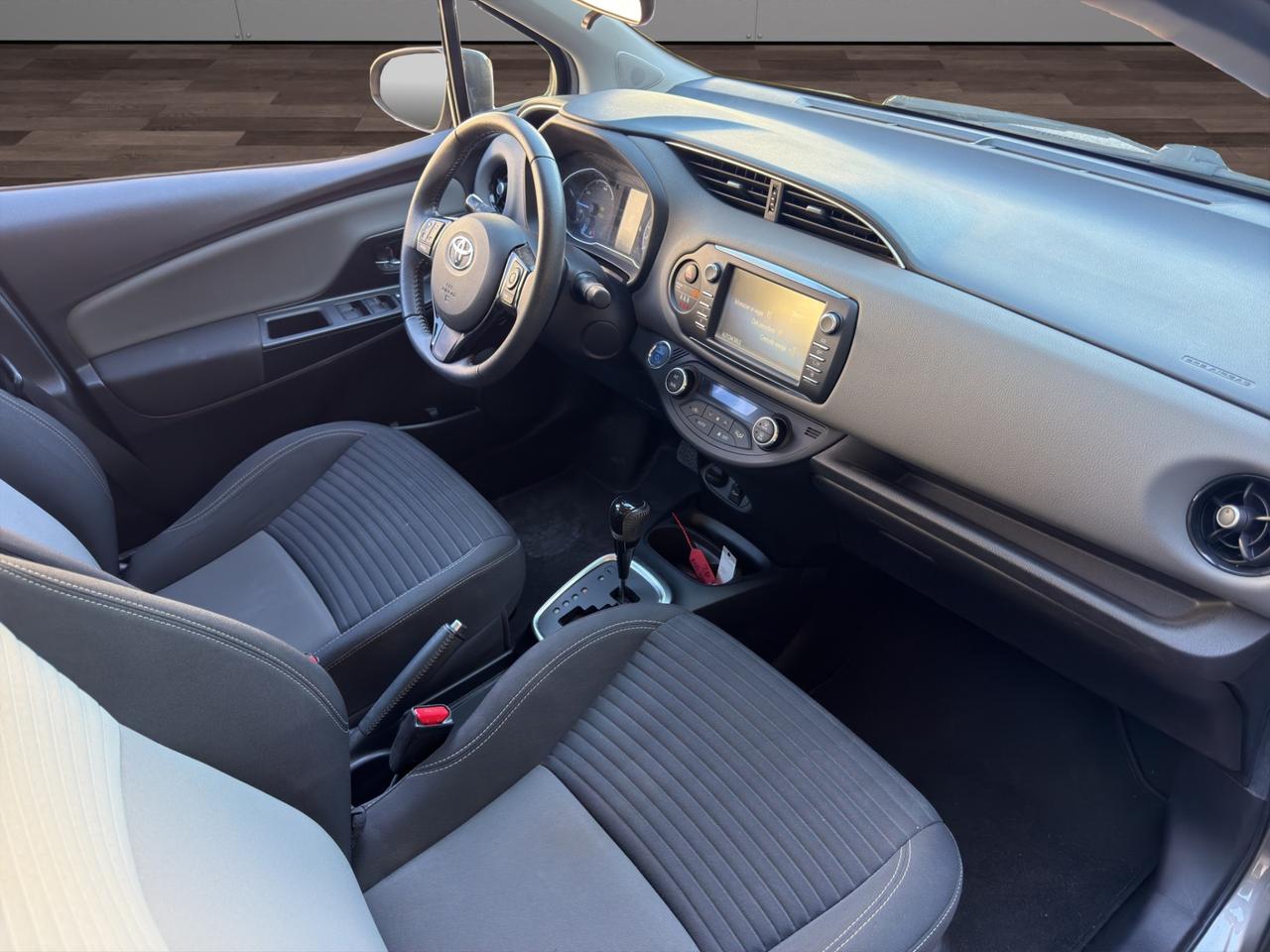 Toyota Yaris 5 Porte Yaris 5p - Unipro - Promo Finanziamento - Schermo - Cerchi in lega