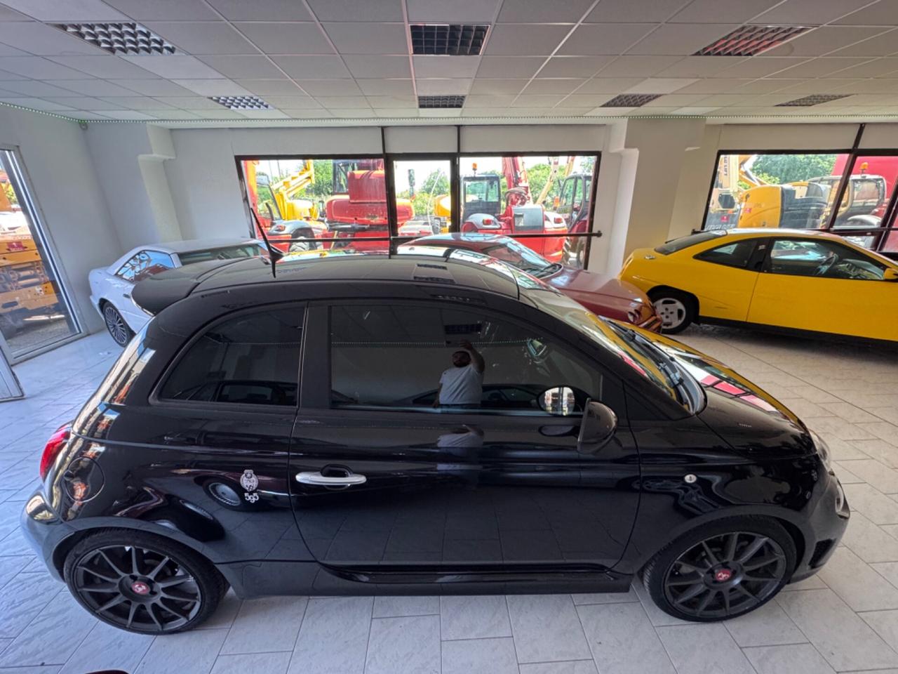 Abarth 595 1.4 Turbo T-Jet 145 CV 70° Anniversario