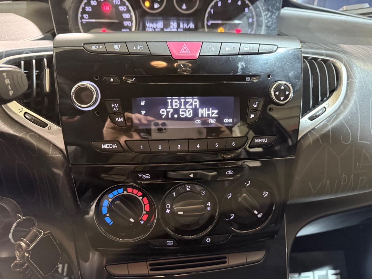 Lancia Ypsilon 1.2 69 CV 5 porte GPL Ecochic S Momodesign