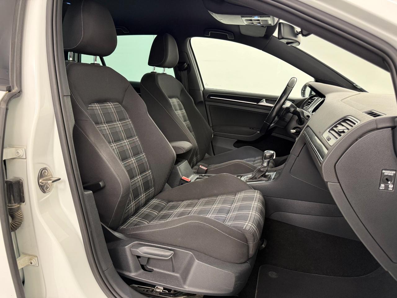Volkswagen Golf GTD 2.0 TDI DSG 5p. BlueMotion Technology