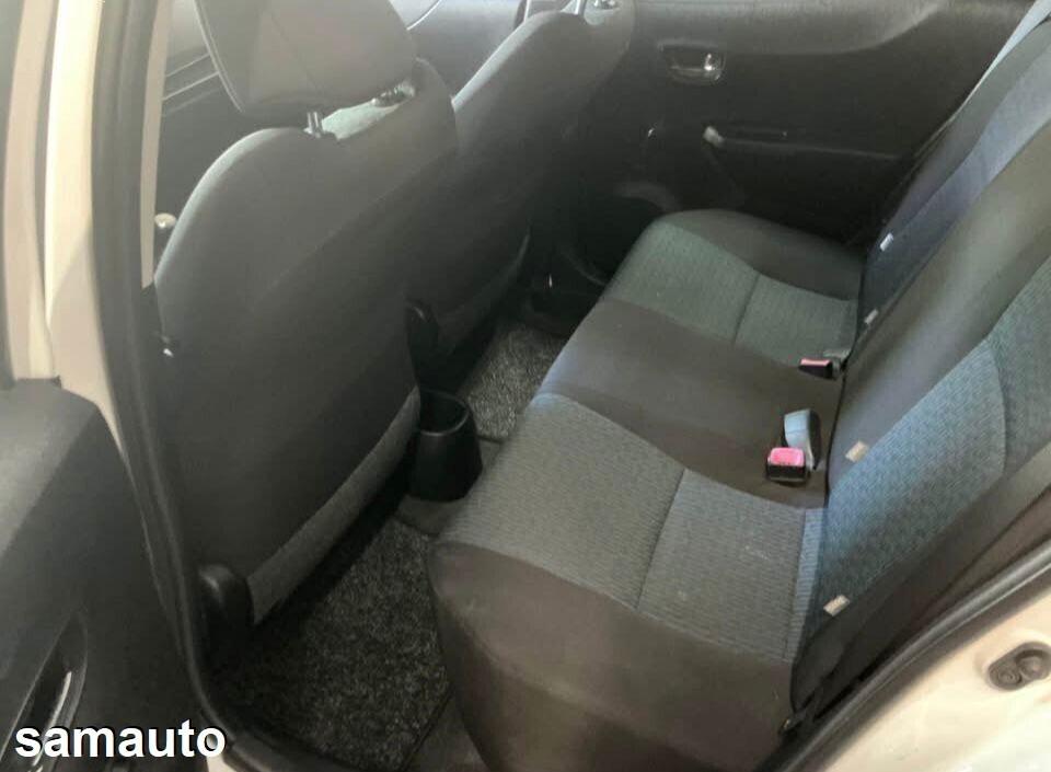 Toyota Yaris 1.0 5Porte Lounge 2012