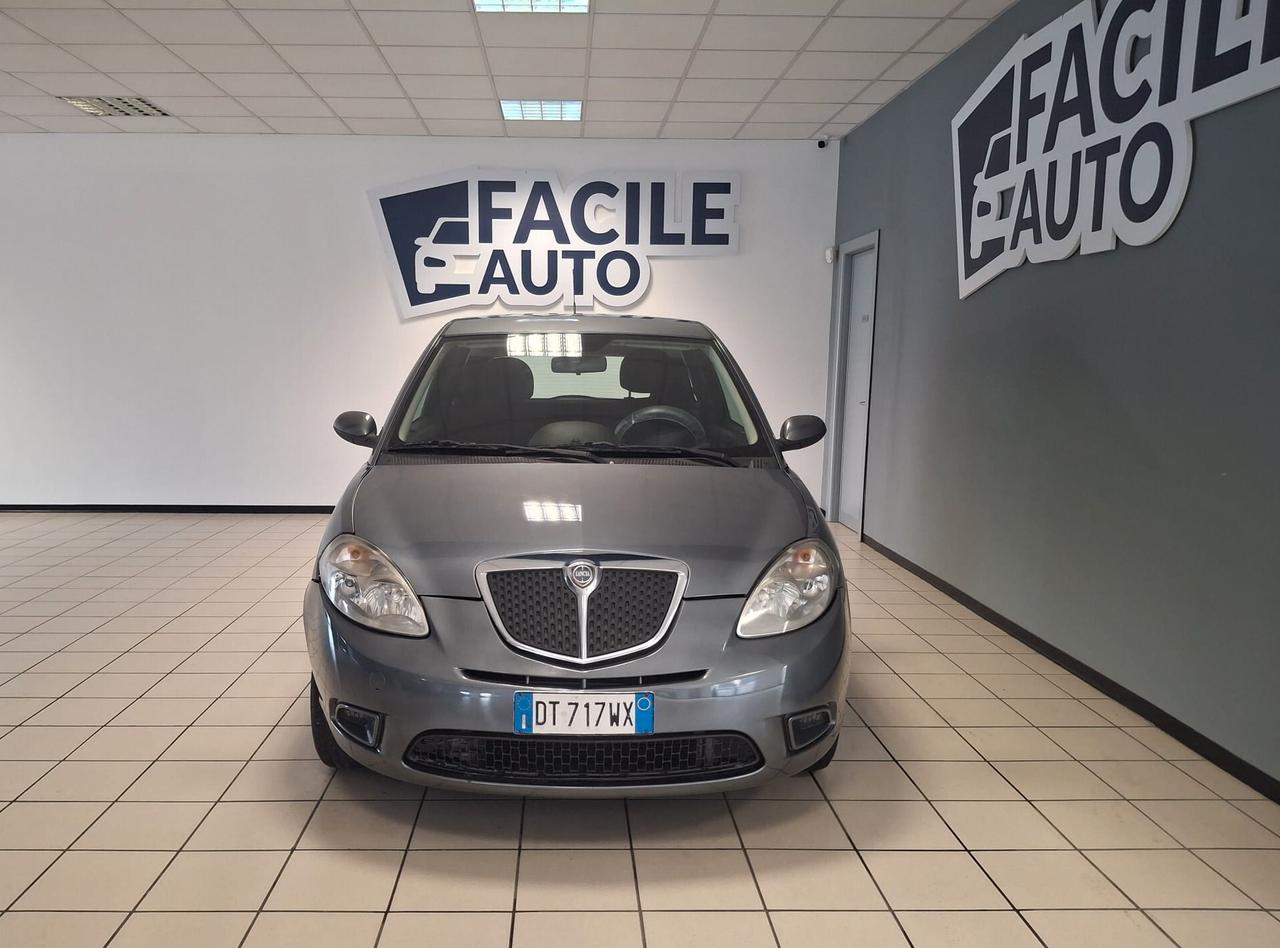 Lancia Ypsilon 1.2 Argento