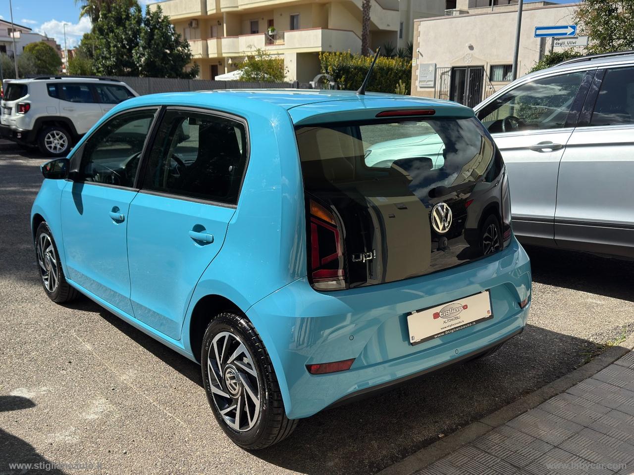 VOLKSWAGEN 1.0 5p. high up! BMT