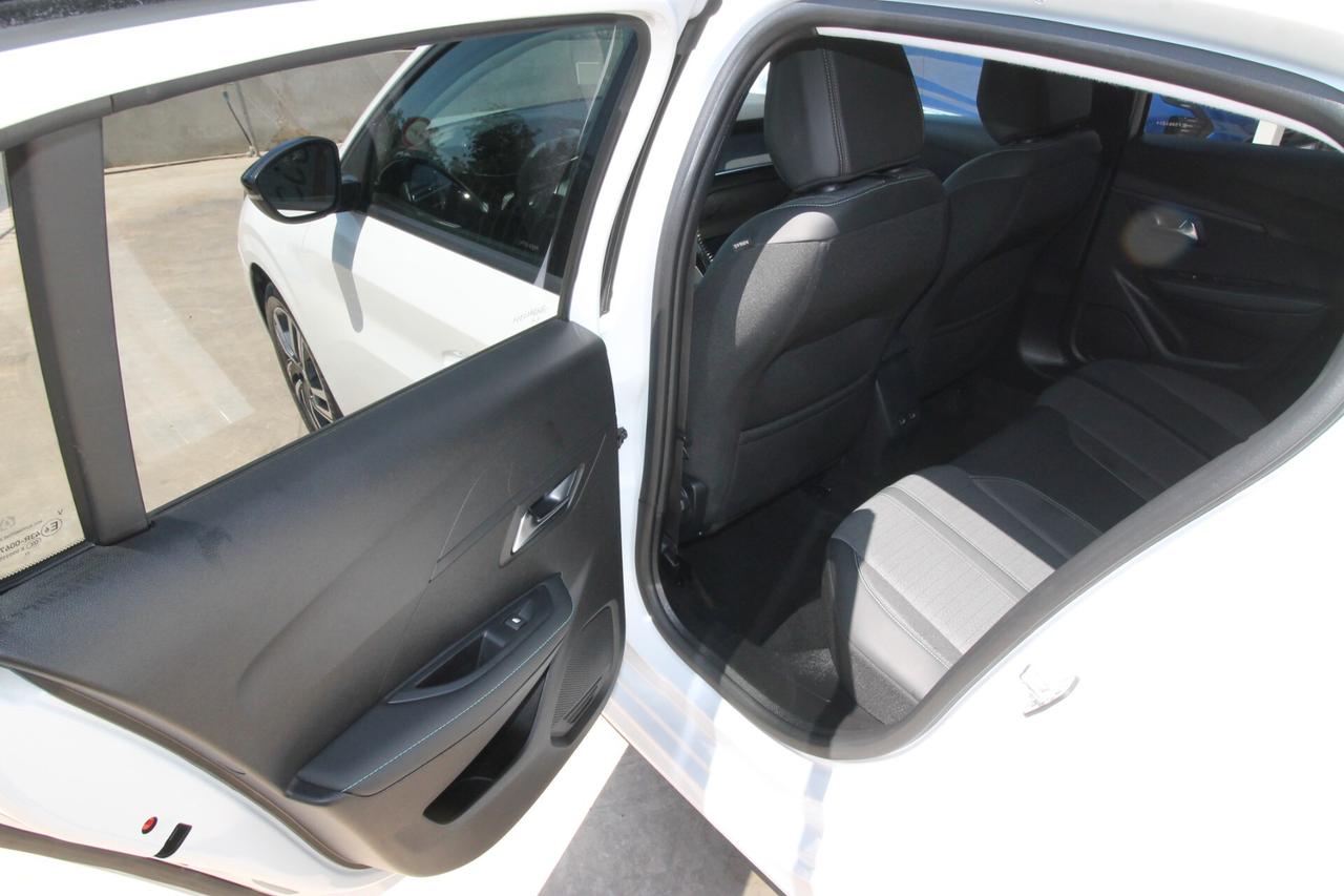 Peugeot 208 5p 100 EAT8 Allure Pack | 2023
