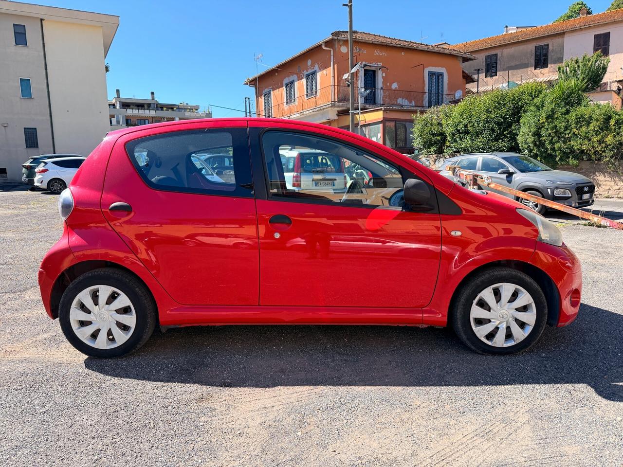 Toyota Aygo 1.0 12V VVT-i 5 porte Active Connect