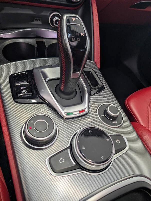 Alfa Romeo Stelvio 2.2 t Veloce Ti Q4 210cv auto