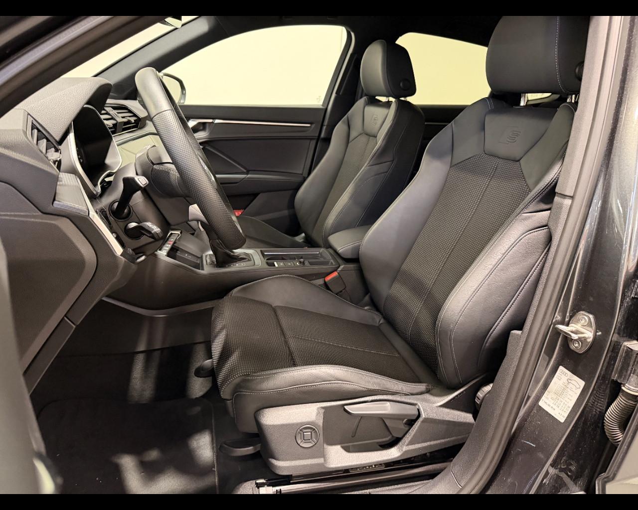 AUDI Q3 SPORTBACK 35 TDI S-TRONIC S-LINE EDITION