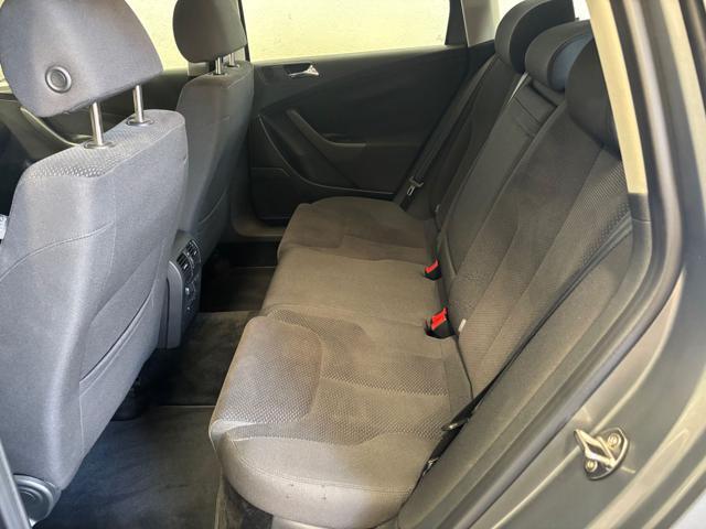 VOLKSWAGEN Passat 2.0 16V TDI 4motion 64000 km VERI