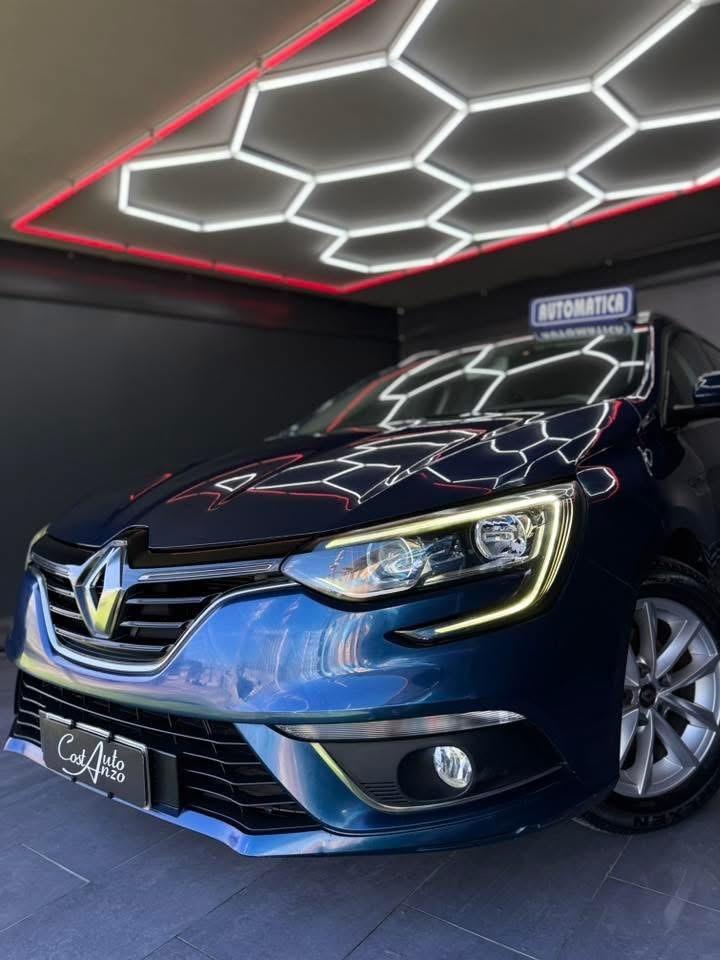 Renault Megane Sporter Blue dCi 115cv EDC 2020