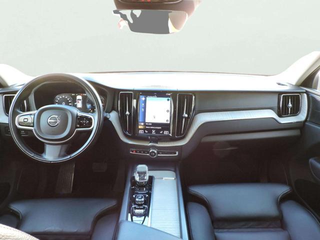 VOLVO XC60 B5 (d) AWD Geartronic Inscription