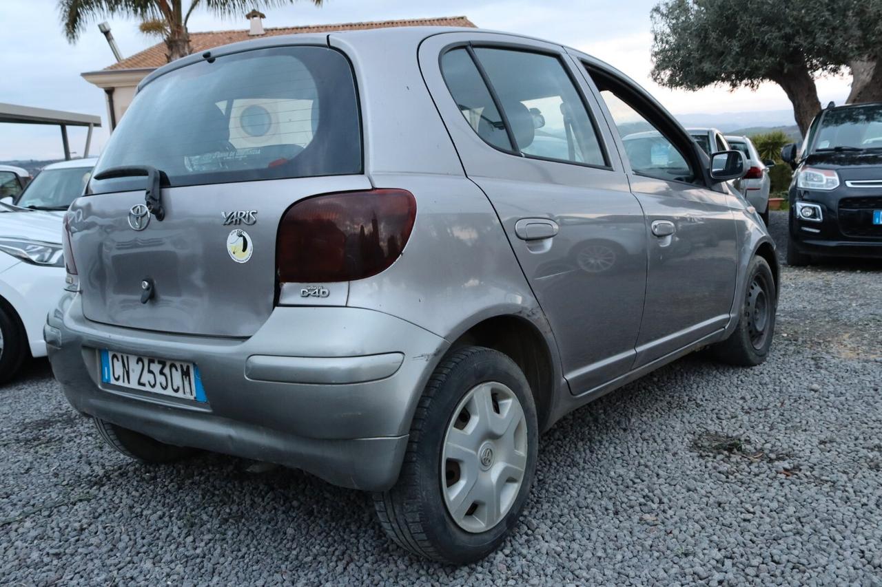 Toyota Yaris 1.4 tdi D-4D cat 5 porte Sol