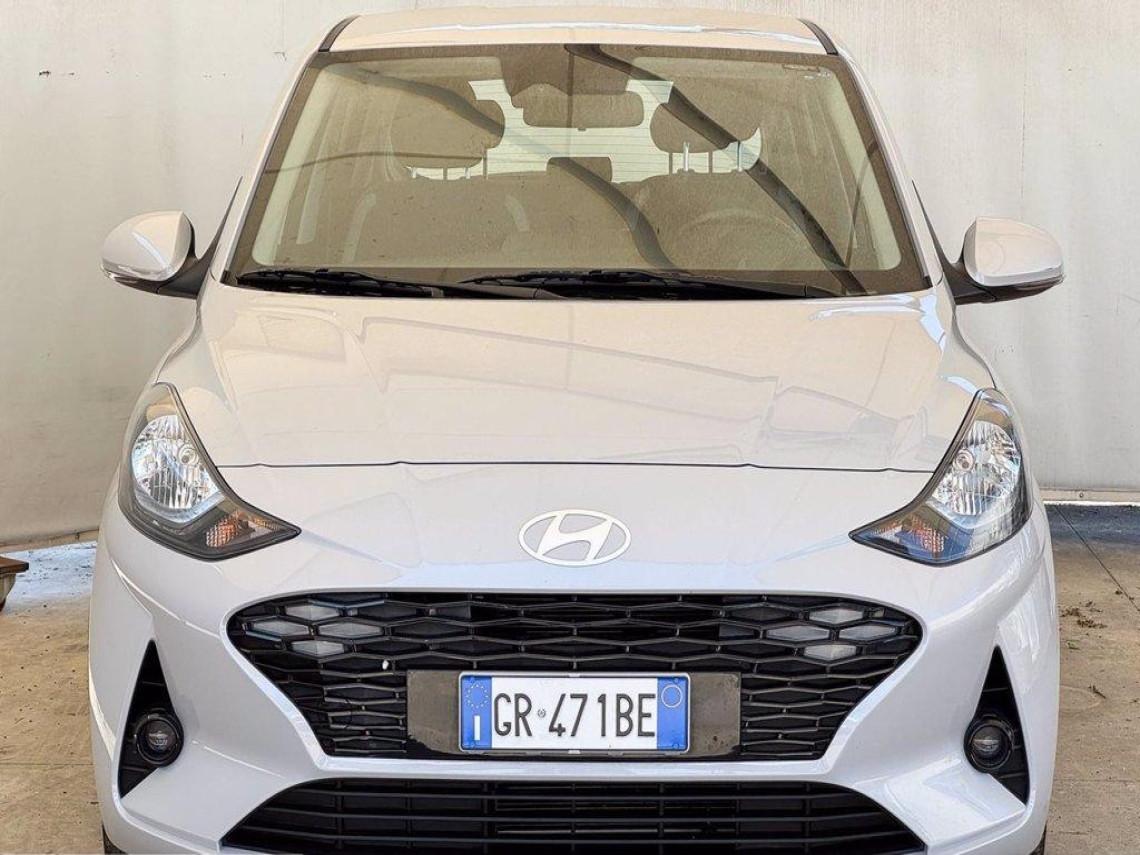 HYUNDAI i10 1 0 mpi connectline navi pack