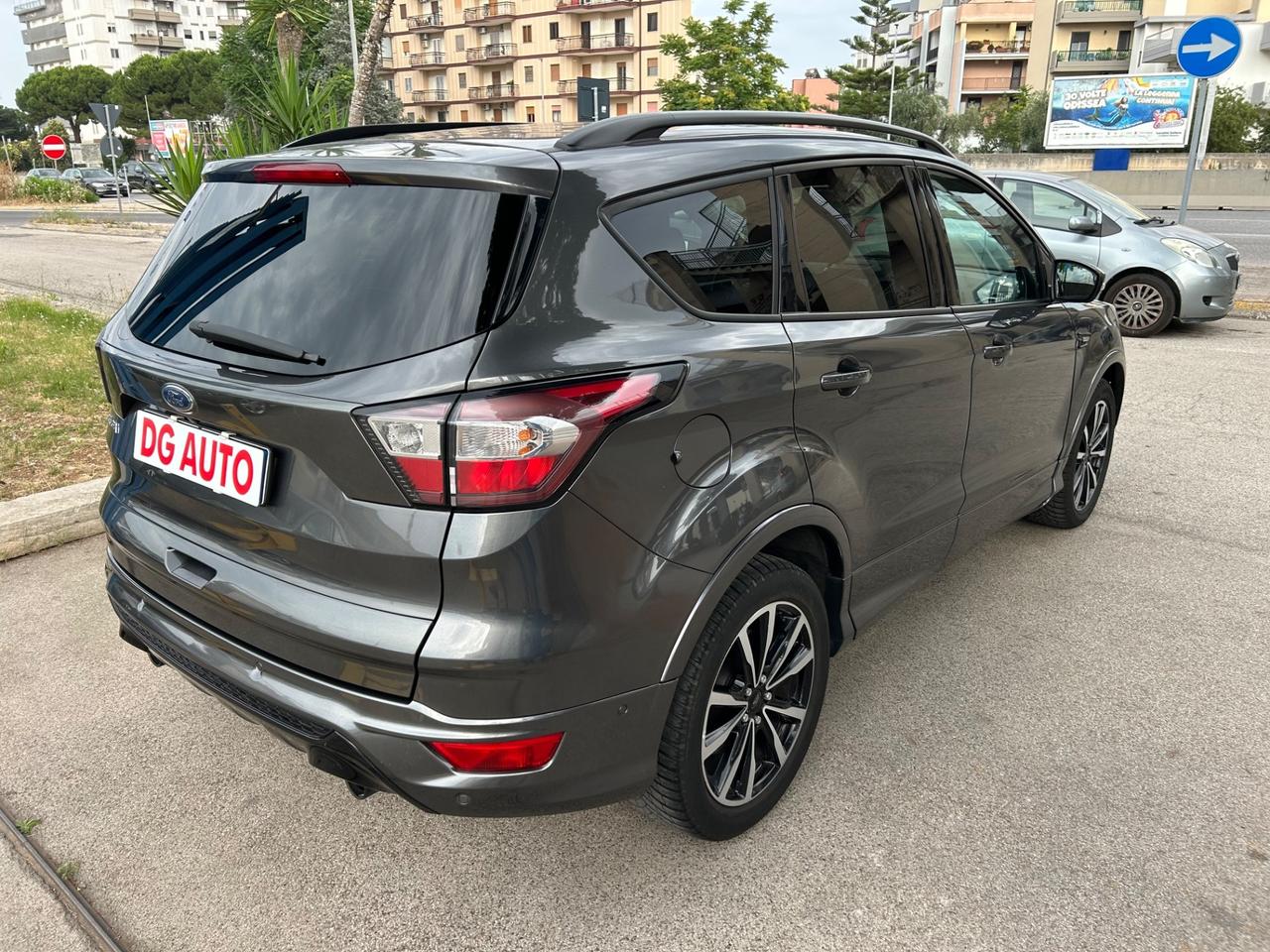 Ford Kuga ST-Line 1.5 TDCI 120 cv 2017 navi retroc