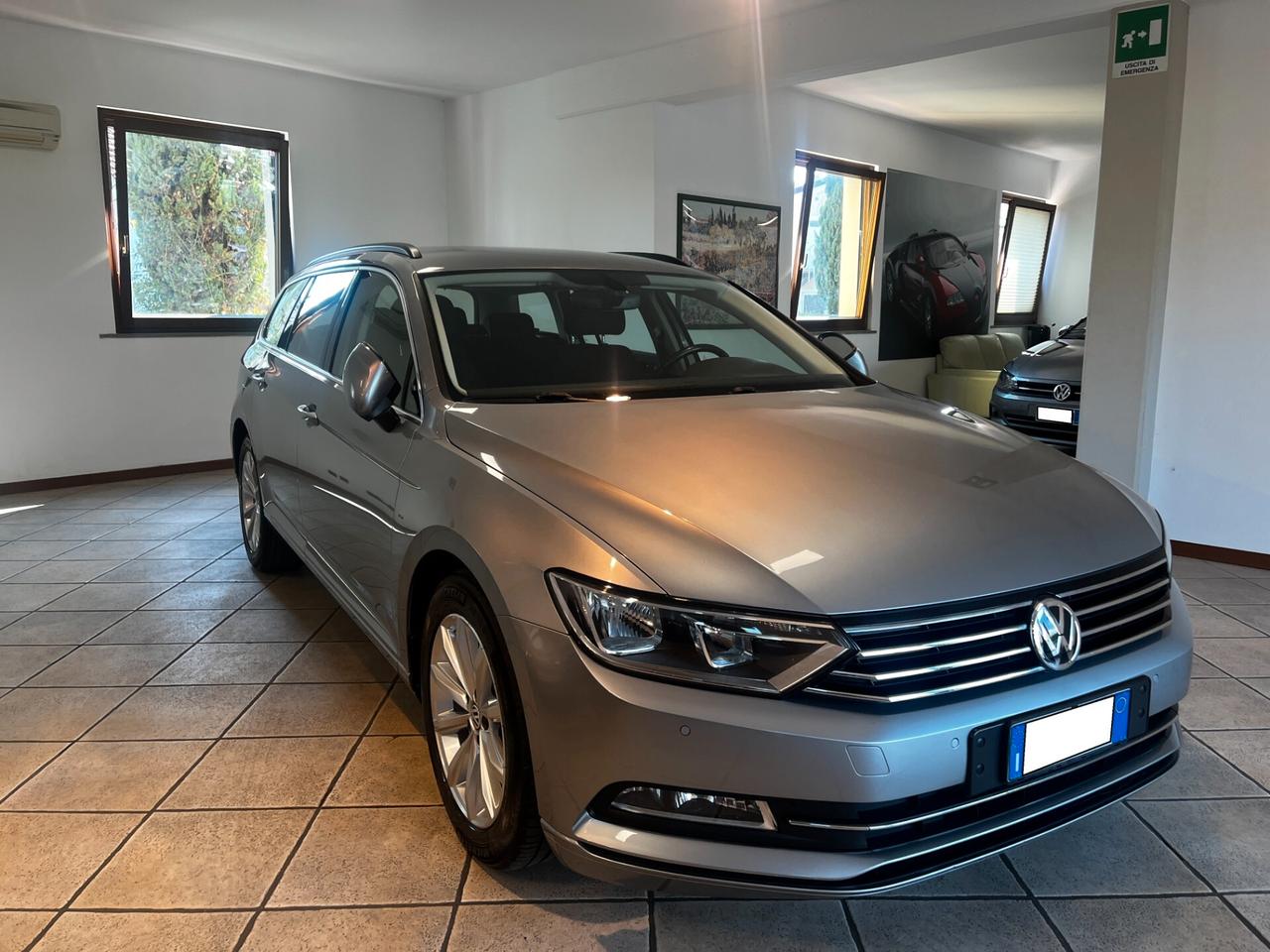 Volkswagen Passat Variant 1.6 TDI SCR DSG Business BMT